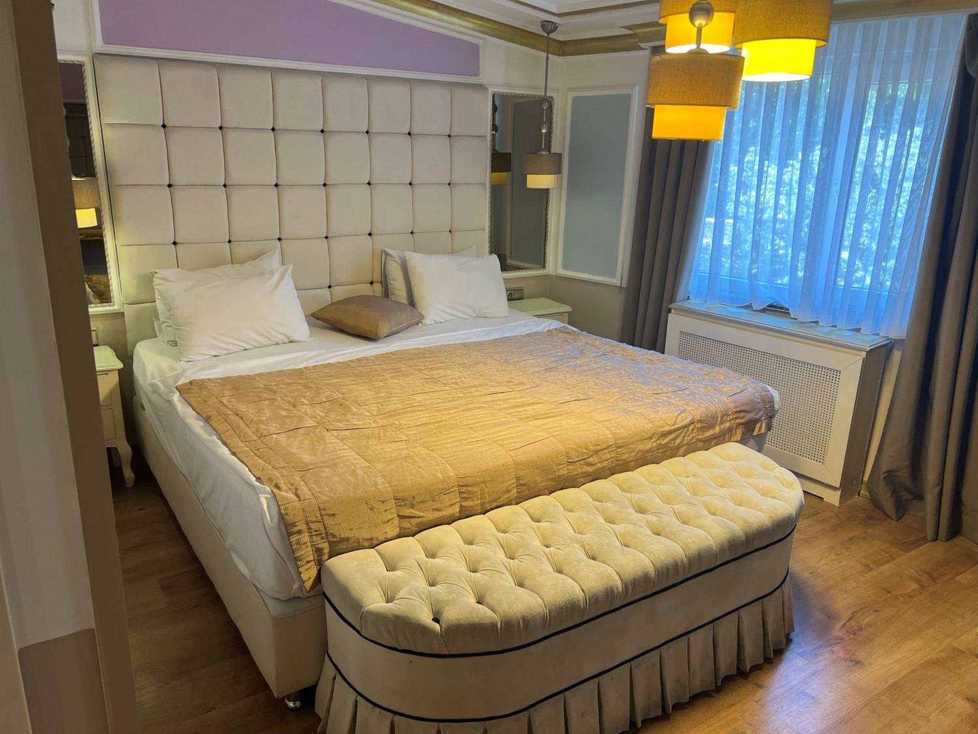 The Constantine Hotel Istanbul Bagian luar foto