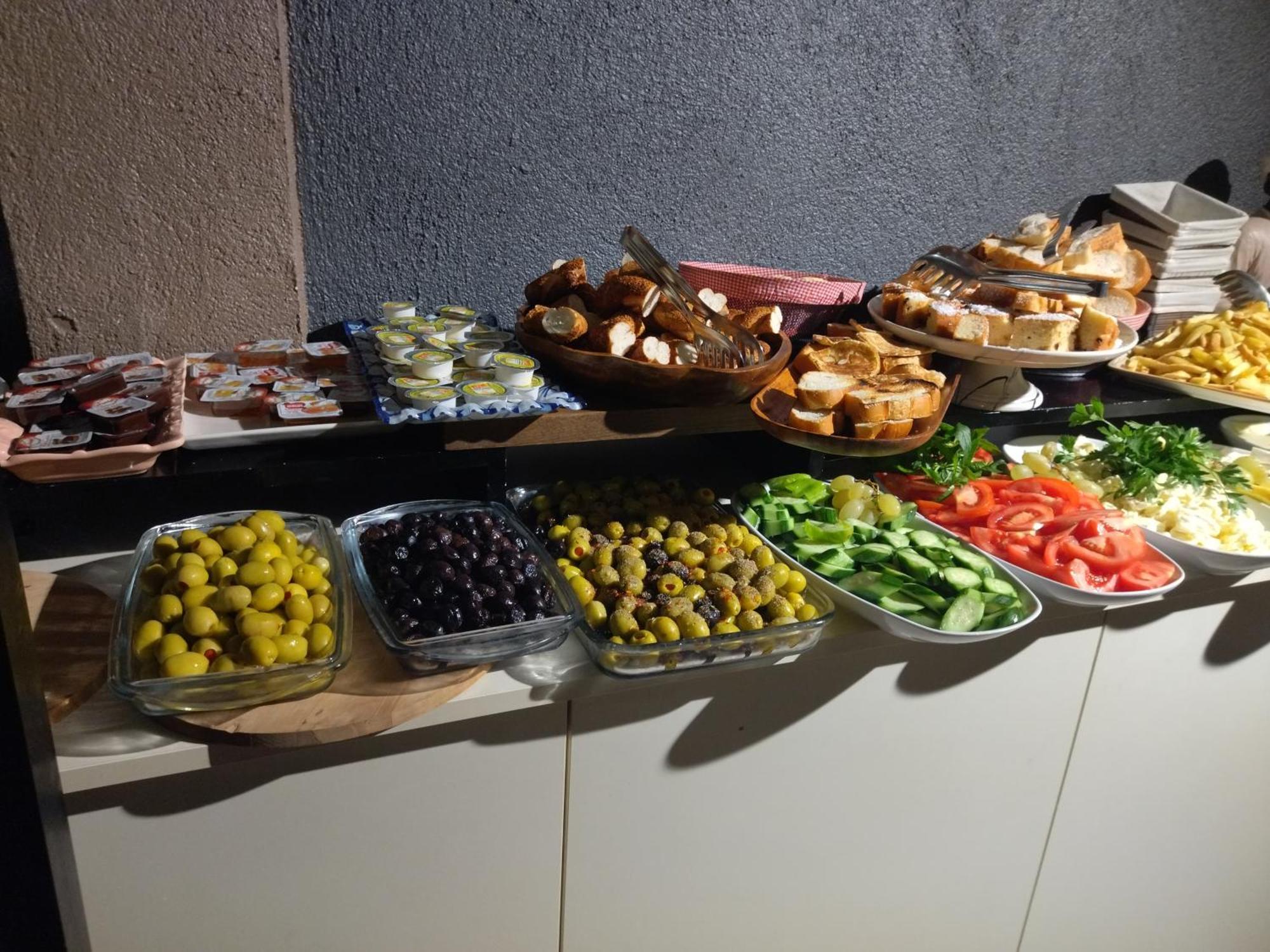 The Constantine Hotel Istanbul Bagian luar foto